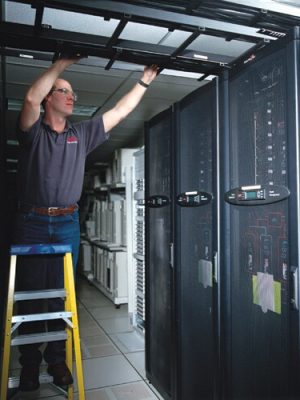1YR ADV MAX SVC FOR SYMMETRA PX UPS 50KVA 80 OR 100 FRAME UPS