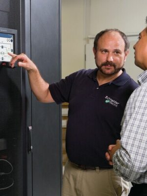 ADVANCED OPERATOR TRAINING FOR IN-ROW COOLING